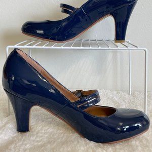 Journee Collection, Navy Blue heels, Size 10